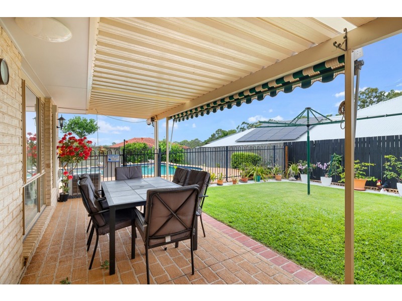 10 Burbank Road, Birkdale QLD 4159