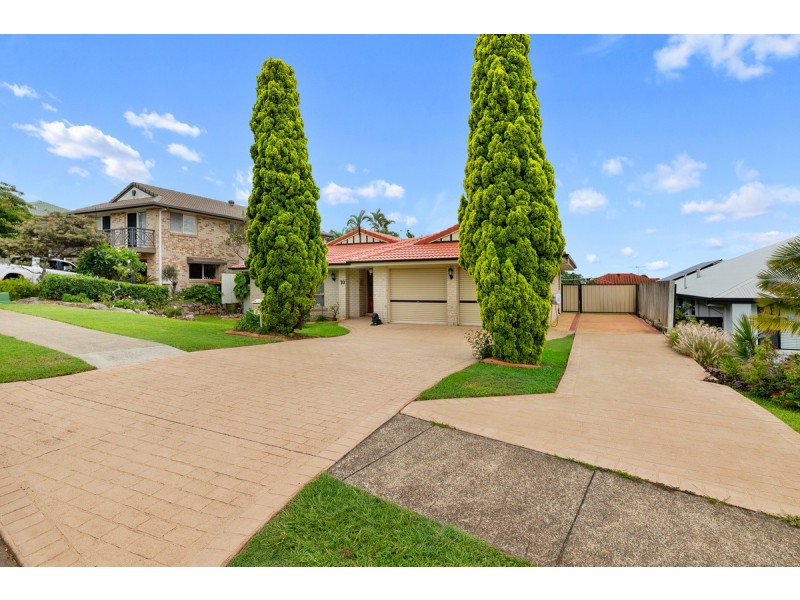 10 Burbank Road, Birkdale QLD 4159