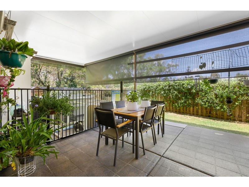 17 Aqua Crescent, Redland Bay QLD 4165