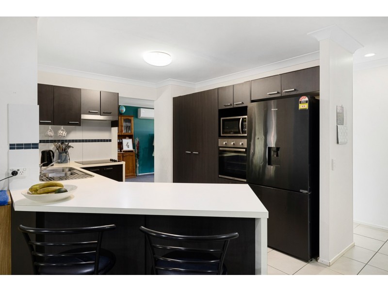 17 Aqua Crescent, Redland Bay QLD 4165