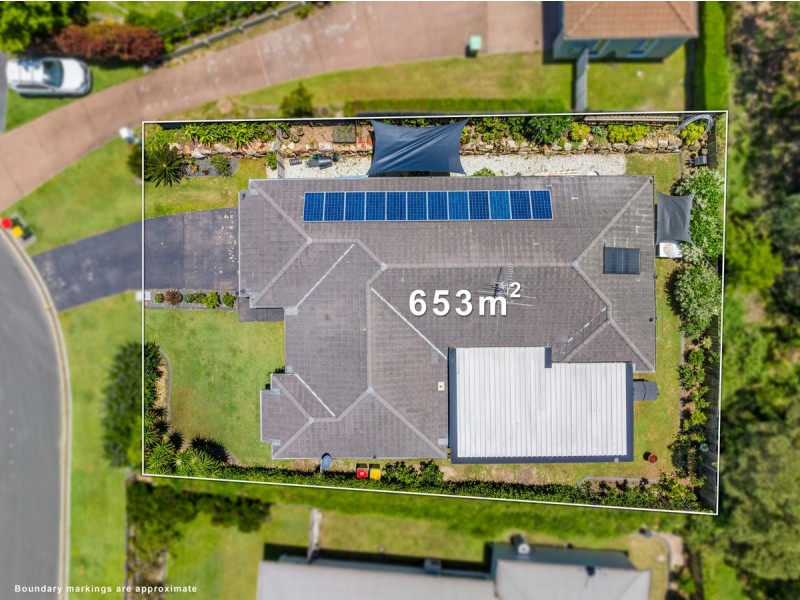 17 Aqua Crescent, Redland Bay QLD 4165