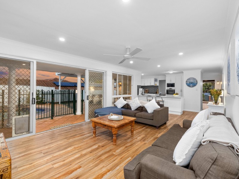 14 Montgomery Drive, Wellington Point QLD 4160