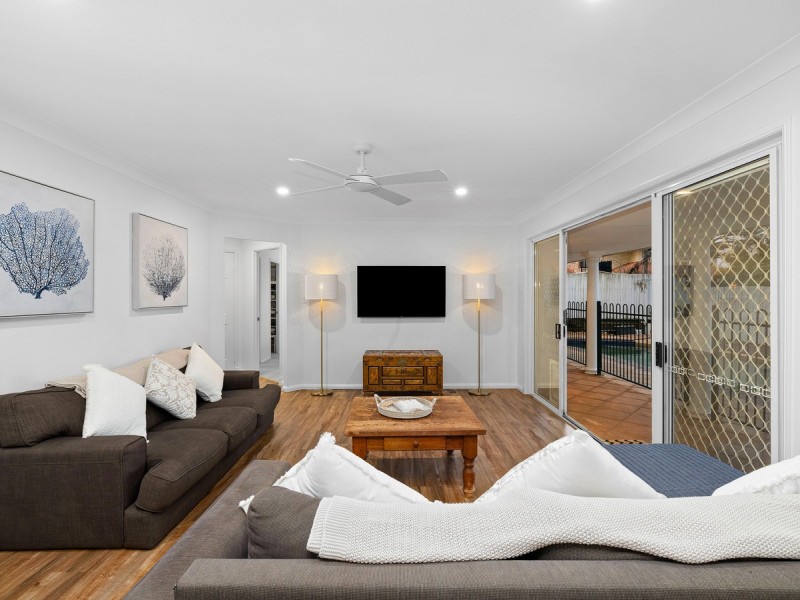 14 Montgomery Drive, Wellington Point QLD 4160