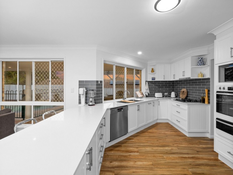 14 Montgomery Drive, Wellington Point QLD 4160