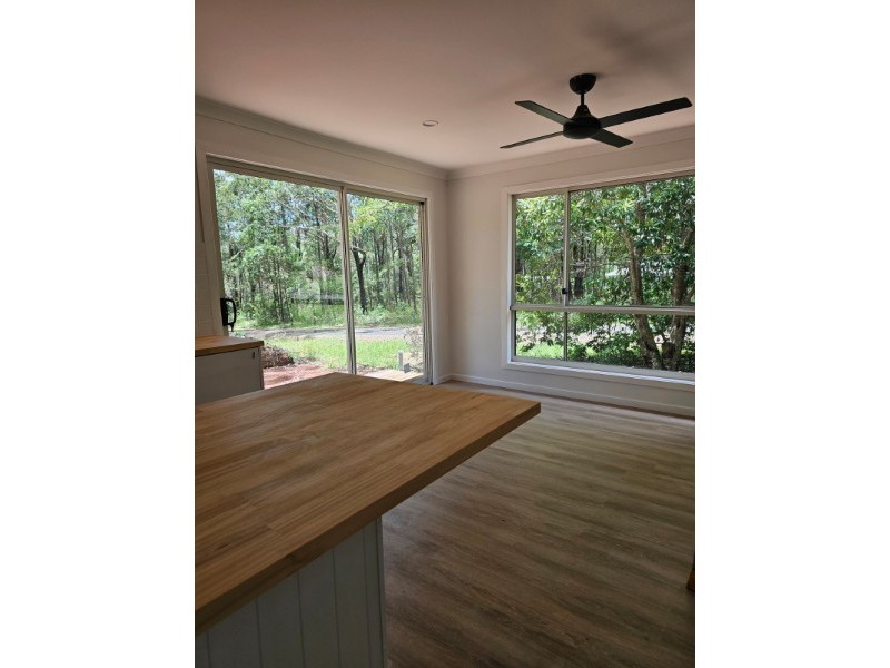 1 Waterlea Street, Russell Island QLD 4184
