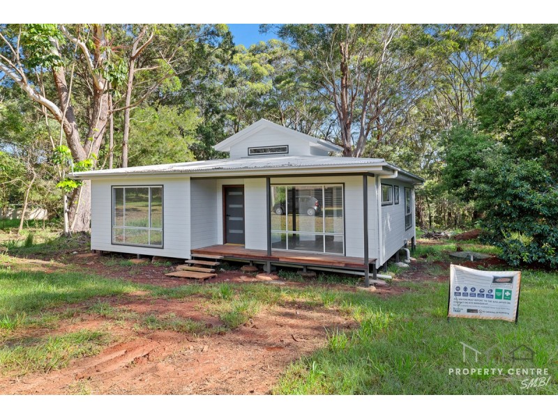 1 Waterlea Street, Russell Island QLD 4184