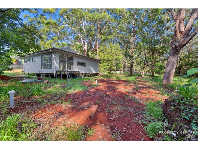 1 Waterlea Street, Russell Island QLD 4184