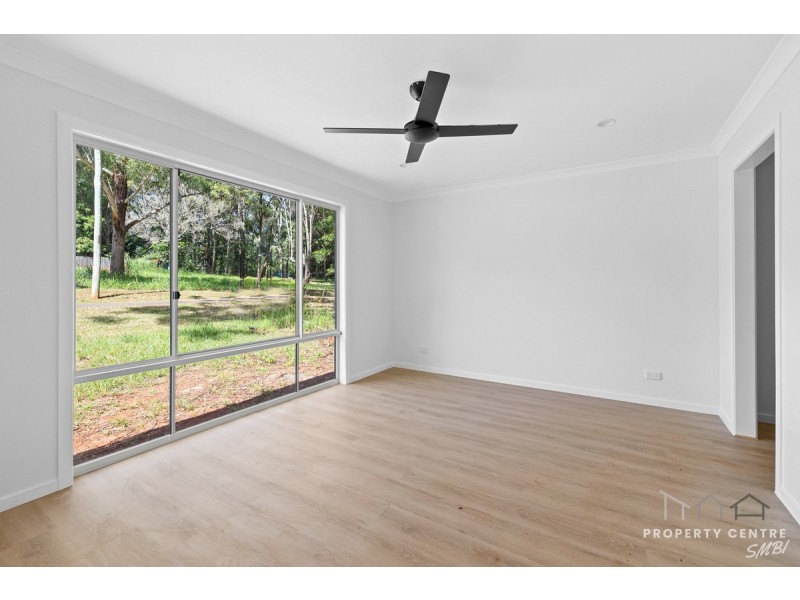 1 Waterlea Street, Russell Island QLD 4184