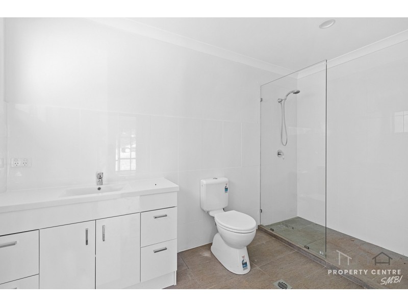 1 Waterlea Street, Russell Island QLD 4184