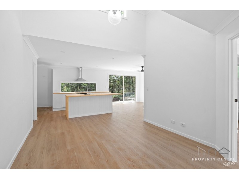 1 Waterlea Street, Russell Island QLD 4184