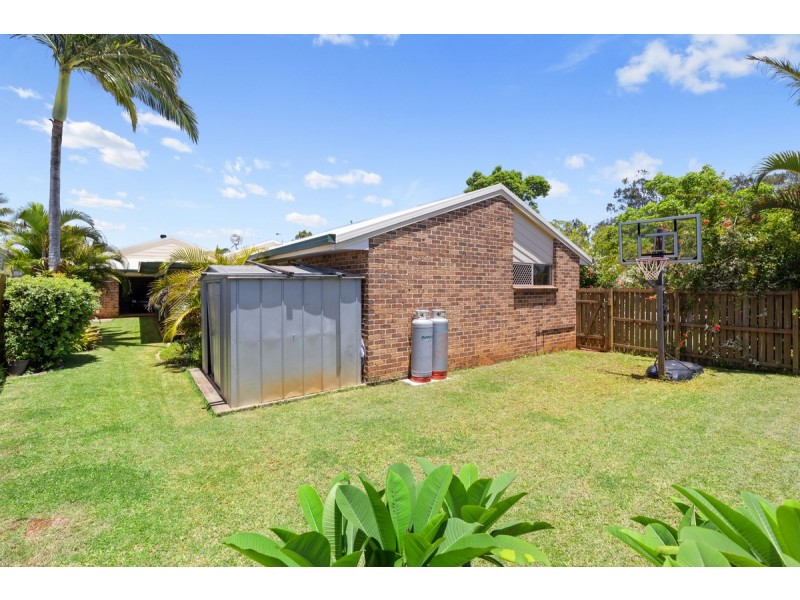 2 Tipplers Street, Victoria Point QLD 4165