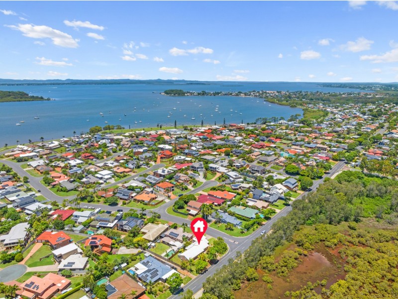 2 Tipplers Street, Victoria Point QLD 4165