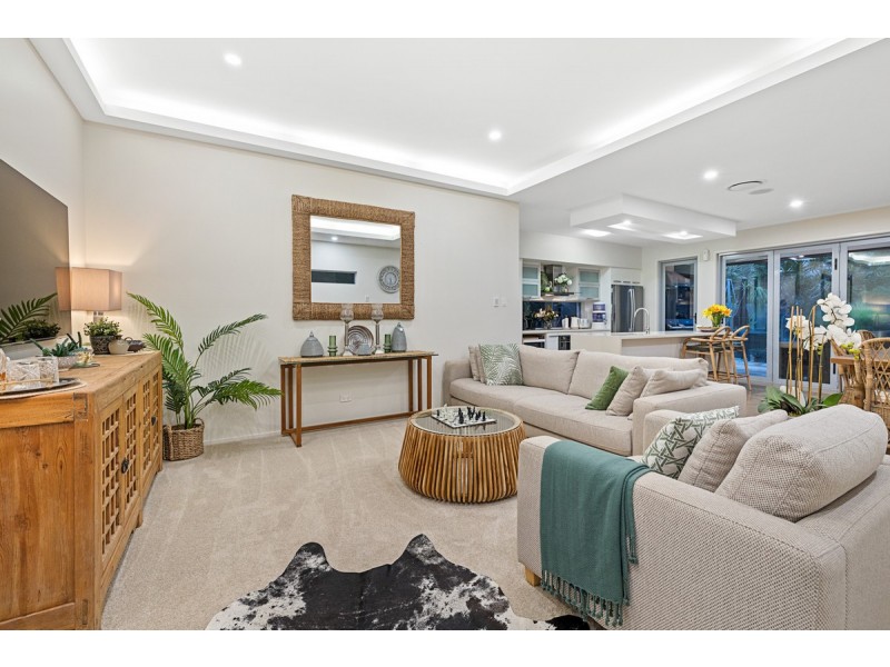 111 Torquay Road, Redland Bay QLD 4165