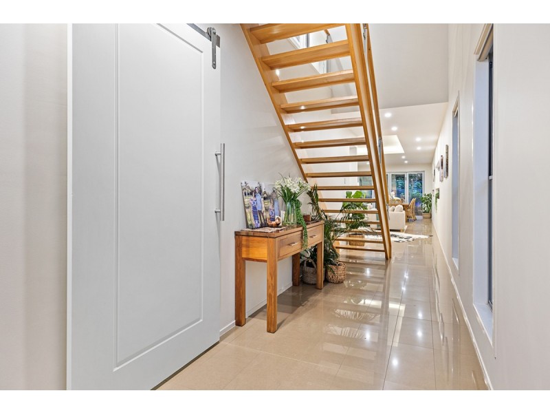 111 Torquay Road, Redland Bay QLD 4165