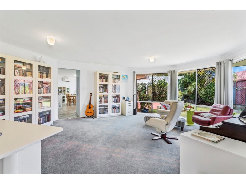 9 Kintyre Street, Victoria Point QLD 4165