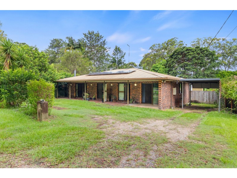 34 Vine Street, Redland Bay QLD 4165