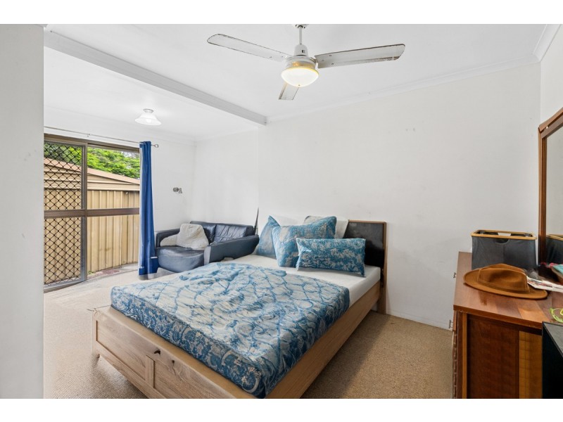 34 Vine Street, Redland Bay QLD 4165