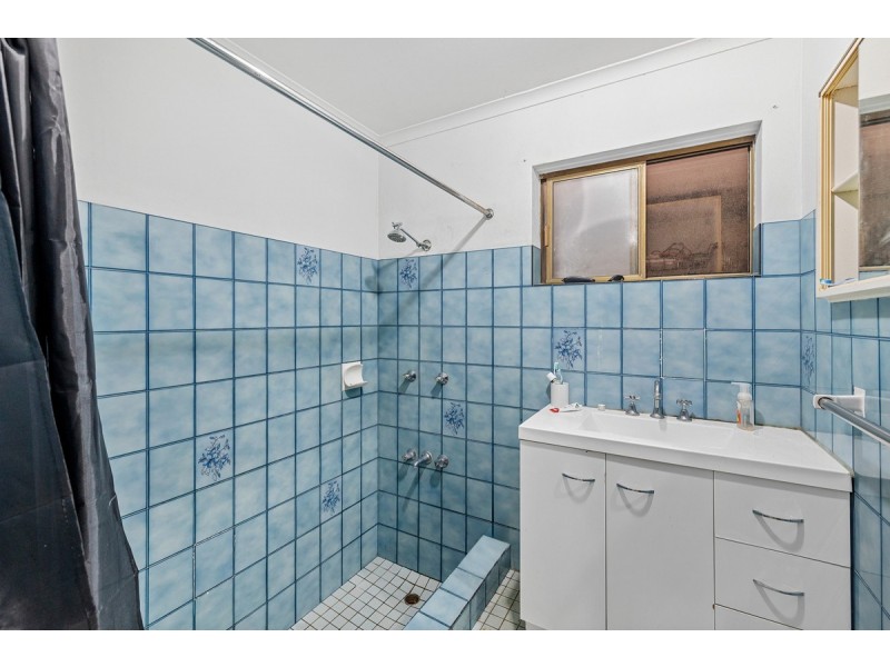 34 Vine Street, Redland Bay QLD 4165