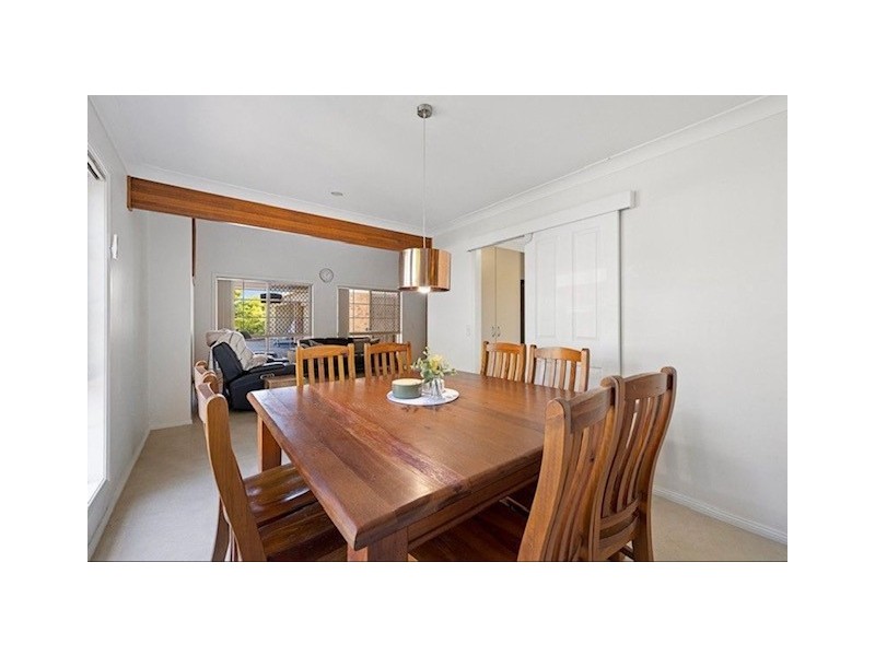 16 Hanover Drive, Alexandra Hills QLD 4161