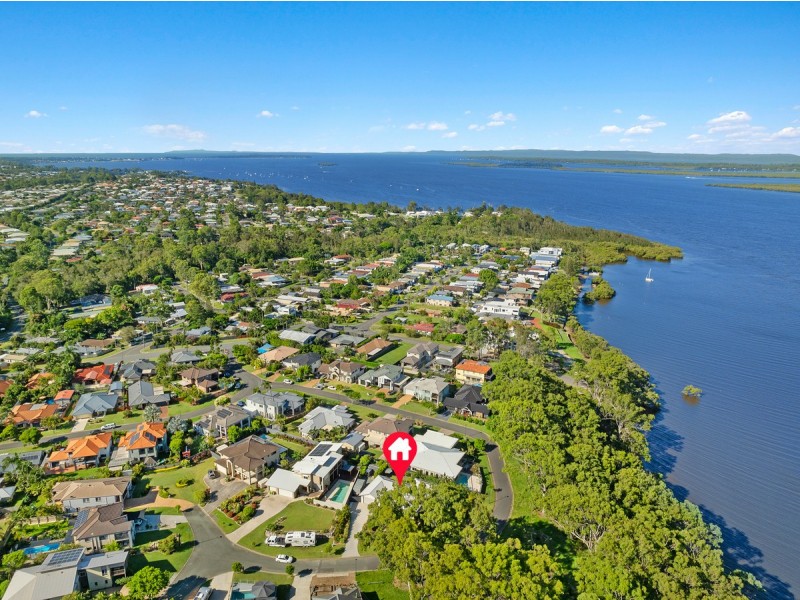 11 Sandy Cove Place, Redland Bay QLD 4165