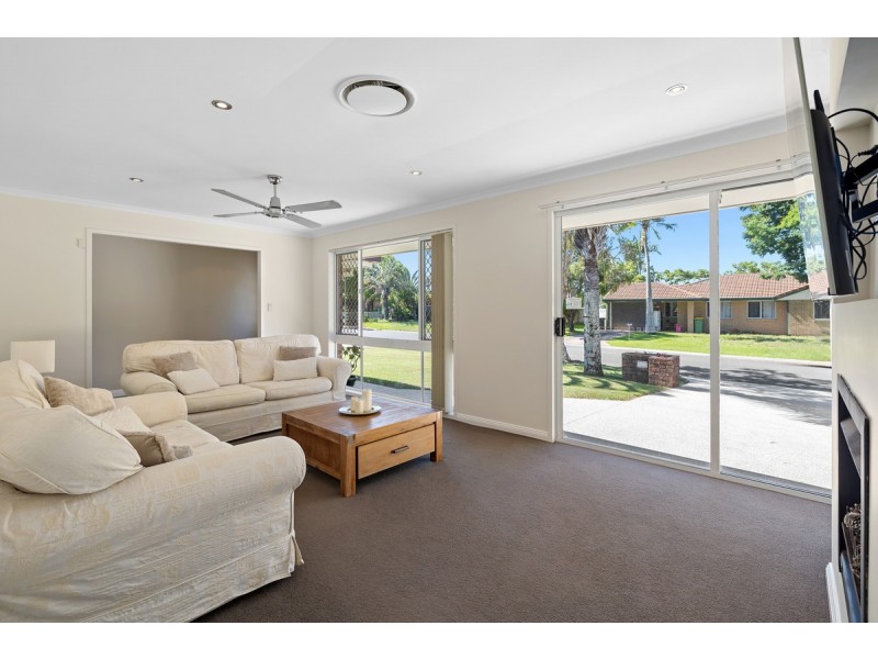 13 Heeler Court, Redland Bay QLD 4165