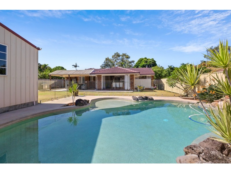 13 Heeler Court, Redland Bay QLD 4165