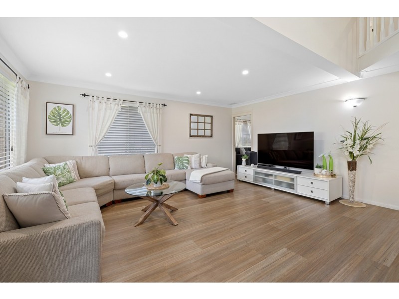 20 Kingfisher Crescent, Belmont QLD 4153