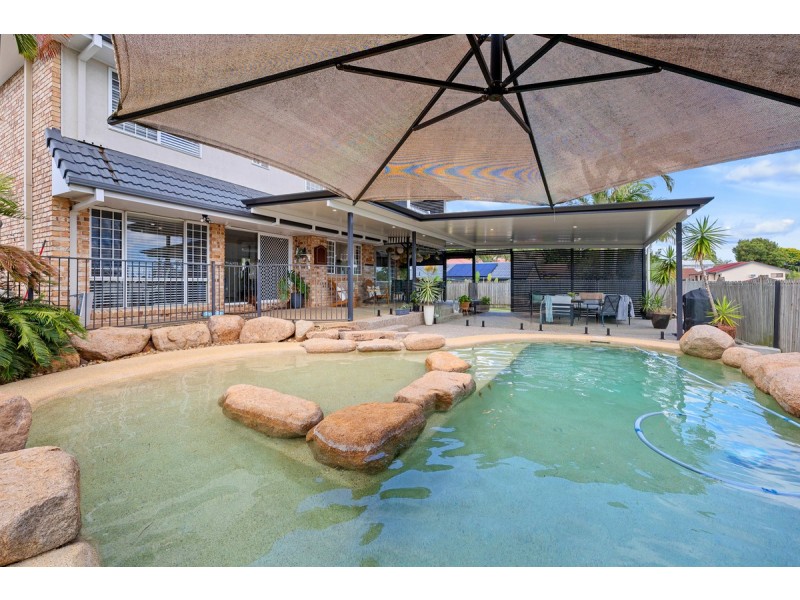 20 Kingfisher Crescent, Belmont QLD 4153