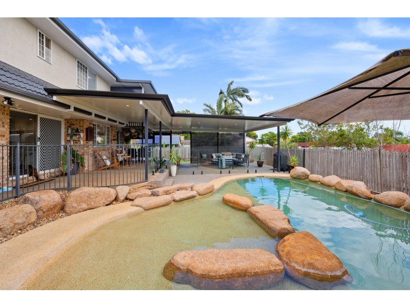 20 Kingfisher Crescent, Belmont QLD 4153