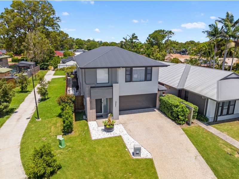 23 Shoreside Close, Birkdale QLD 4159