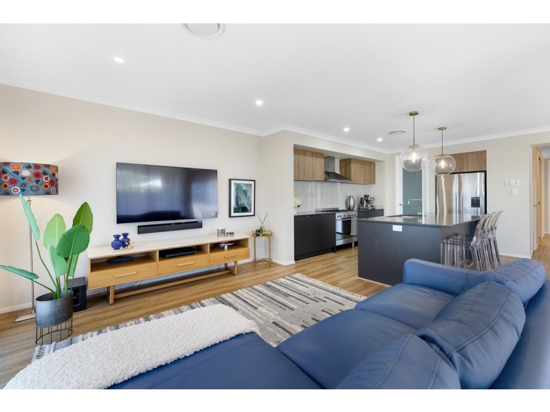 23 Shoreside Close, Birkdale QLD 4159