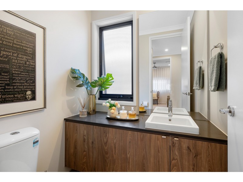 23 Shoreside Close, Birkdale QLD 4159