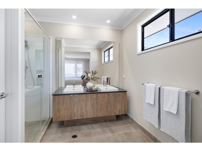 23 Shoreside Close, Birkdale QLD 4159