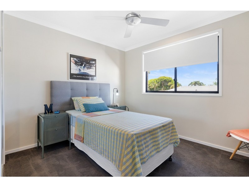 23 Shoreside Close, Birkdale QLD 4159