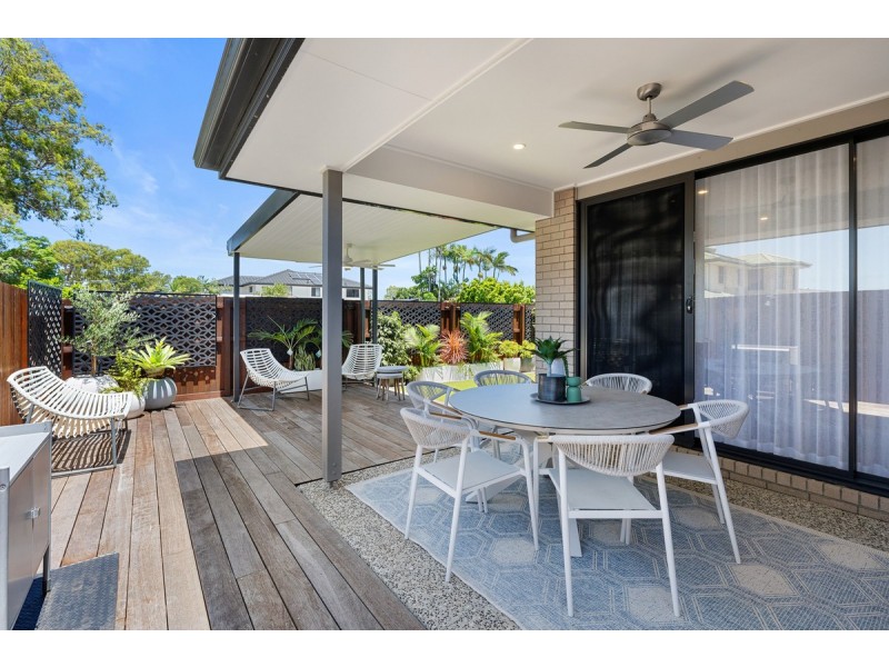 23 Shoreside Close, Birkdale QLD 4159