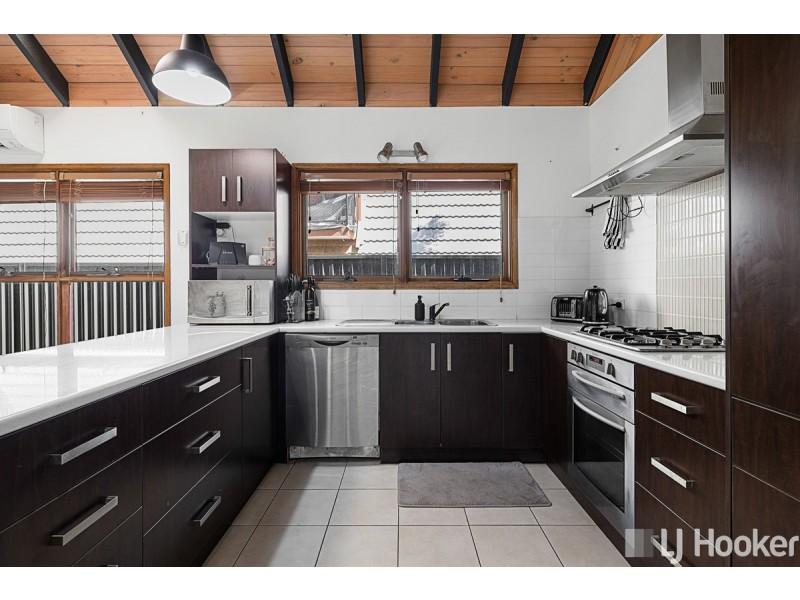 5 Scott Street, Redland Bay QLD 4165