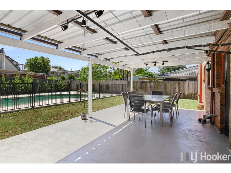 5 Scott Street, Redland Bay QLD 4165