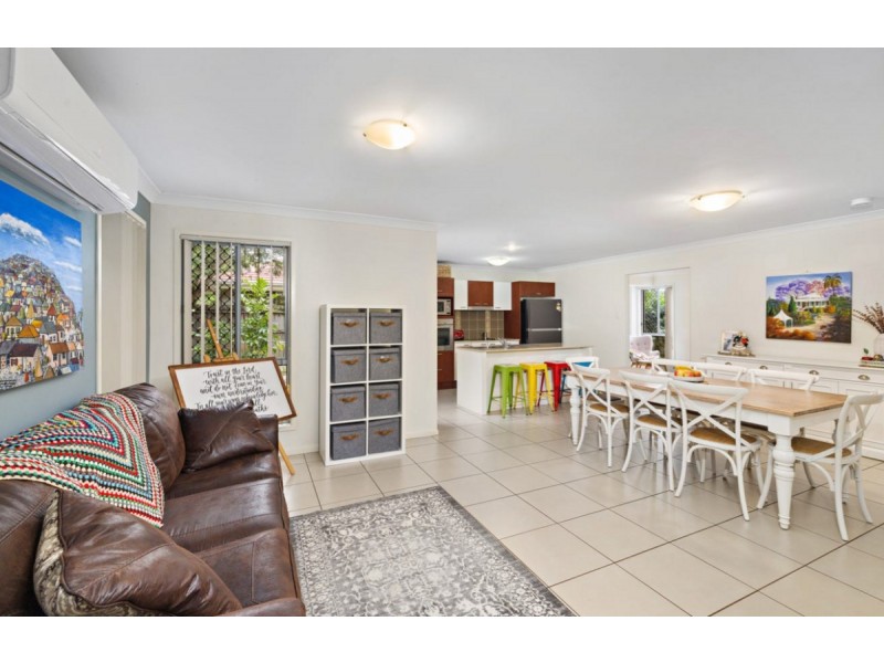 22 Keswick Place, Redland Bay QLD 4165