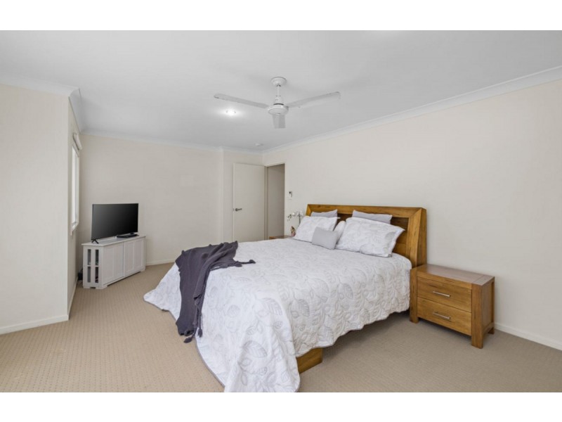 22 Keswick Place, Redland Bay QLD 4165