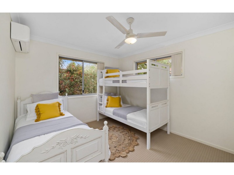 22 Keswick Place, Redland Bay QLD 4165