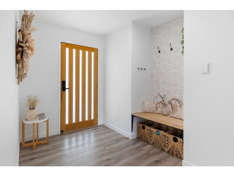 100 Mill Street, Redland Bay QLD 4165