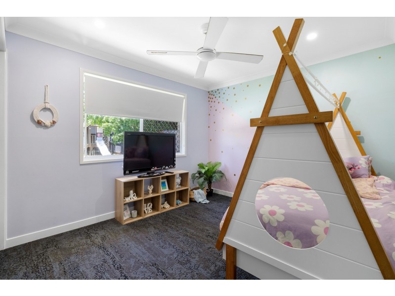 100 Mill Street, Redland Bay QLD 4165