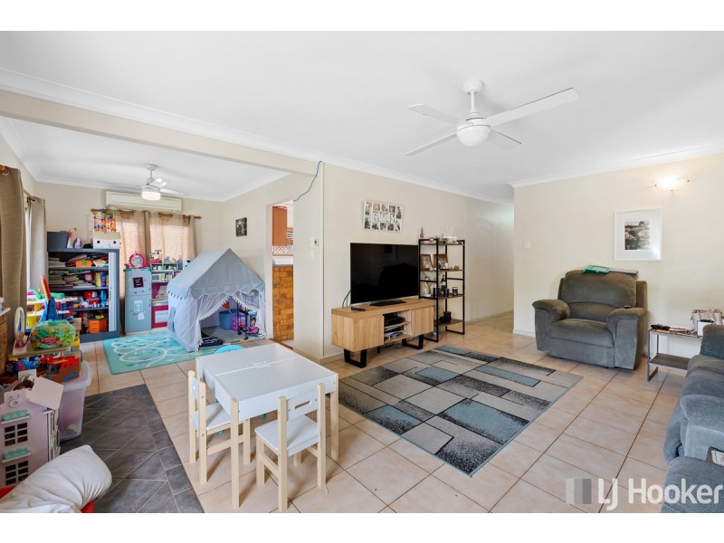 4 Sherlock Street, Victoria Point QLD 4165