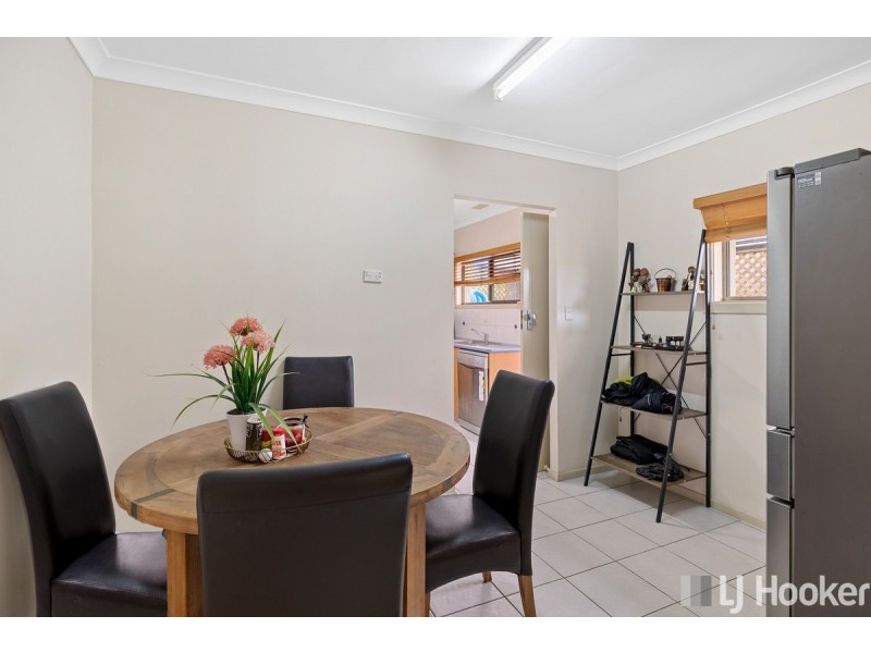 4 Sherlock Street, Victoria Point QLD 4165