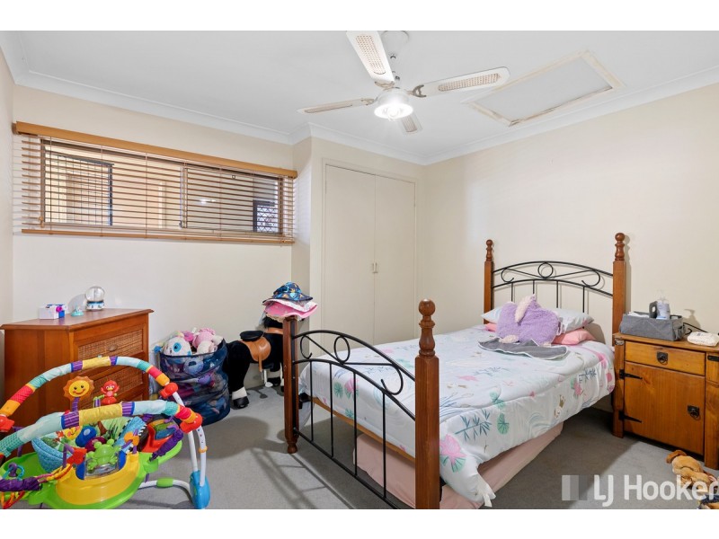 4 Sherlock Street, Victoria Point QLD 4165