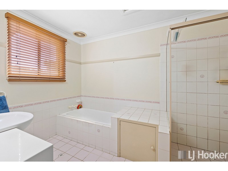 4 Sherlock Street, Victoria Point QLD 4165