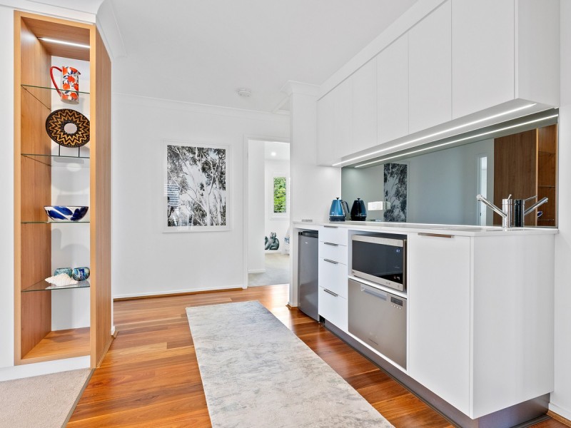 22 Sailfish Avenue, Birkdale QLD 4159