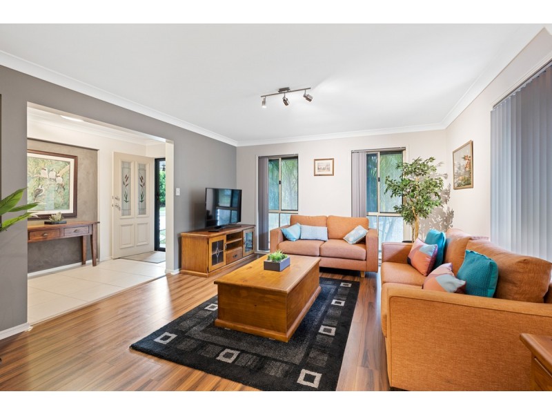 13 Attenborough Circuit, Redland Bay QLD 4165