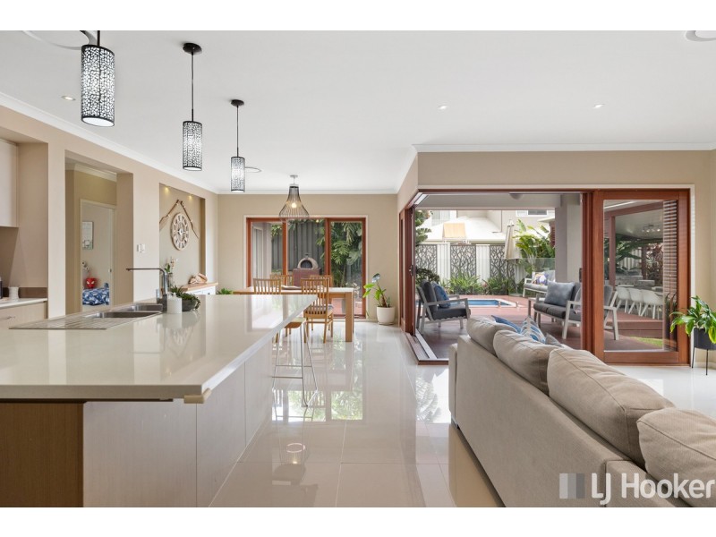 50 Waterville Drive, Thornlands QLD 4164