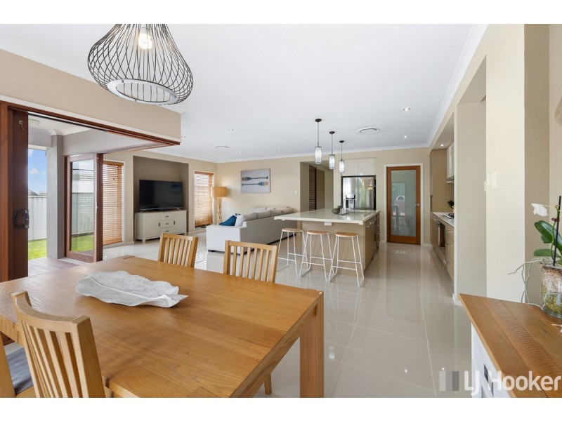 50 Waterville Drive, Thornlands QLD 4164